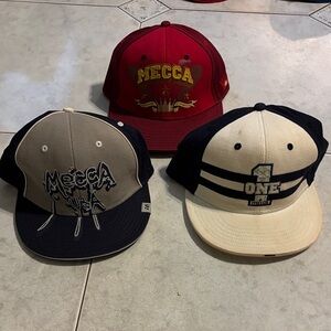 Mecca Size 8 Red, Blue & Gray White + Blue Caps Trio lite Age Never Worn